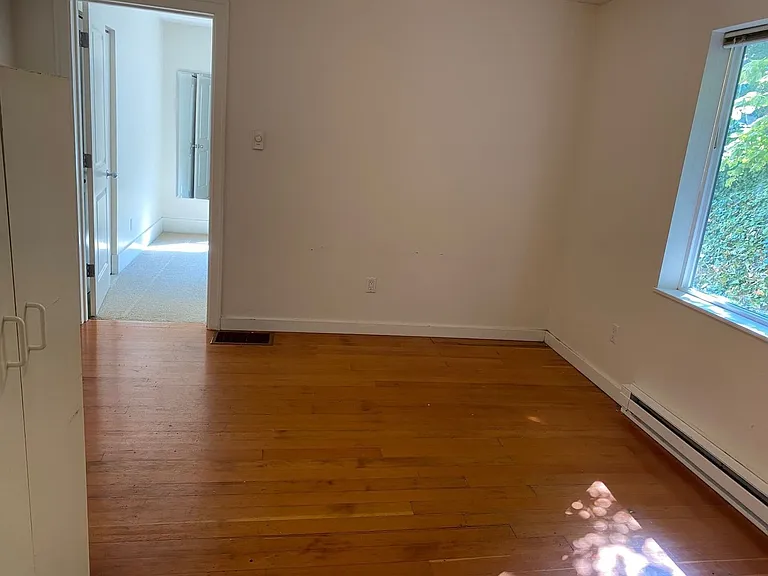 814 High St — Photo 9
