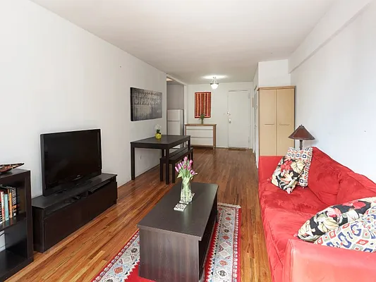 Sold by Sotheby's International Realty | media 2