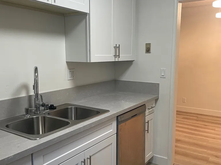 10810 Missouri Ave #2 — Photo 2