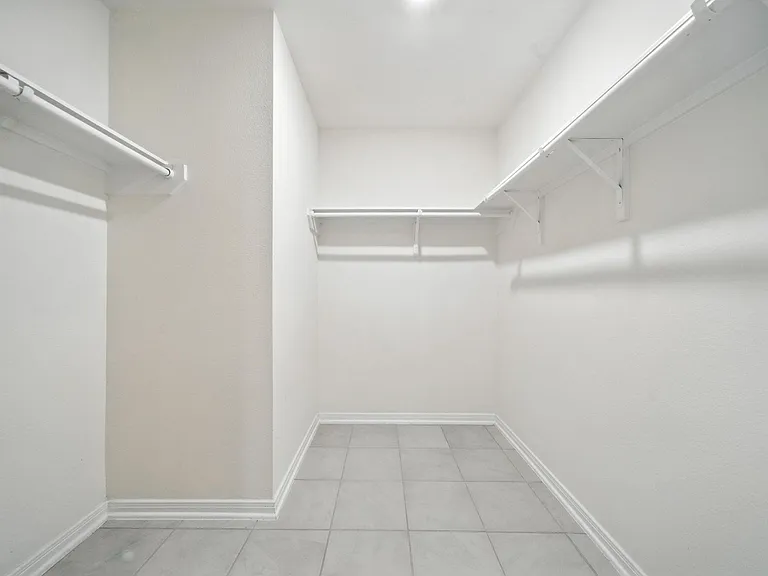 539 Broken Boulder St — Photo 12