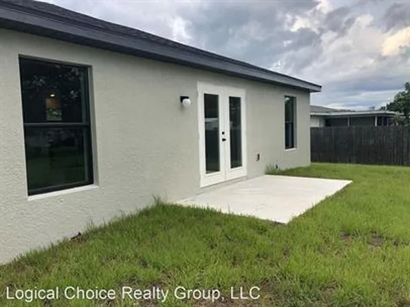 971 Roseway Ter, Port Charlotte, FL 33948