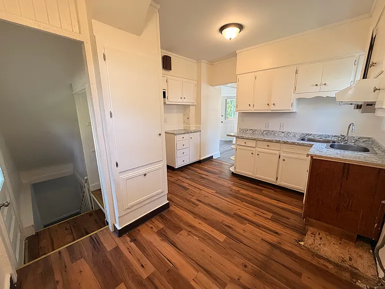1546 Gould Rd — Photo 13