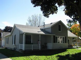707 Richland Ave, Saint Charles, MN 55972