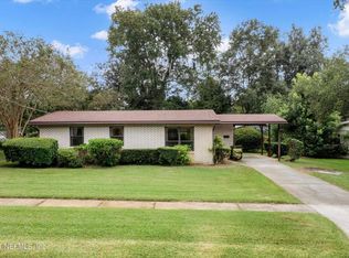 7627 Hillside Dr, Jacksonville, FL 32221