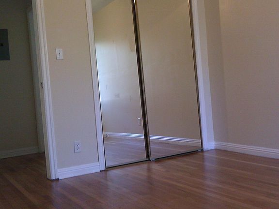 4th image of 1465 W 157th St APT A