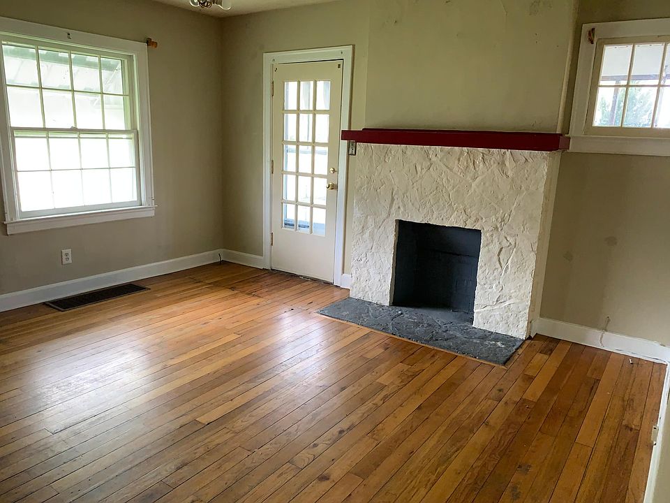 1st image of 1201 Highland Park Dr