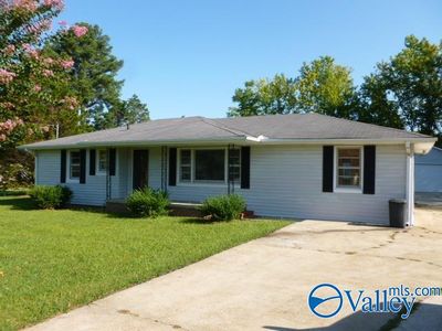 6608 Cannon Ave, Guntersville, AL, 35976