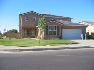 2745 E Norberry St, Lancaster, CA 93535