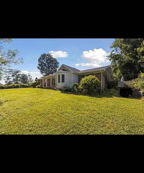 15493 Siesta Ave — Photo 11