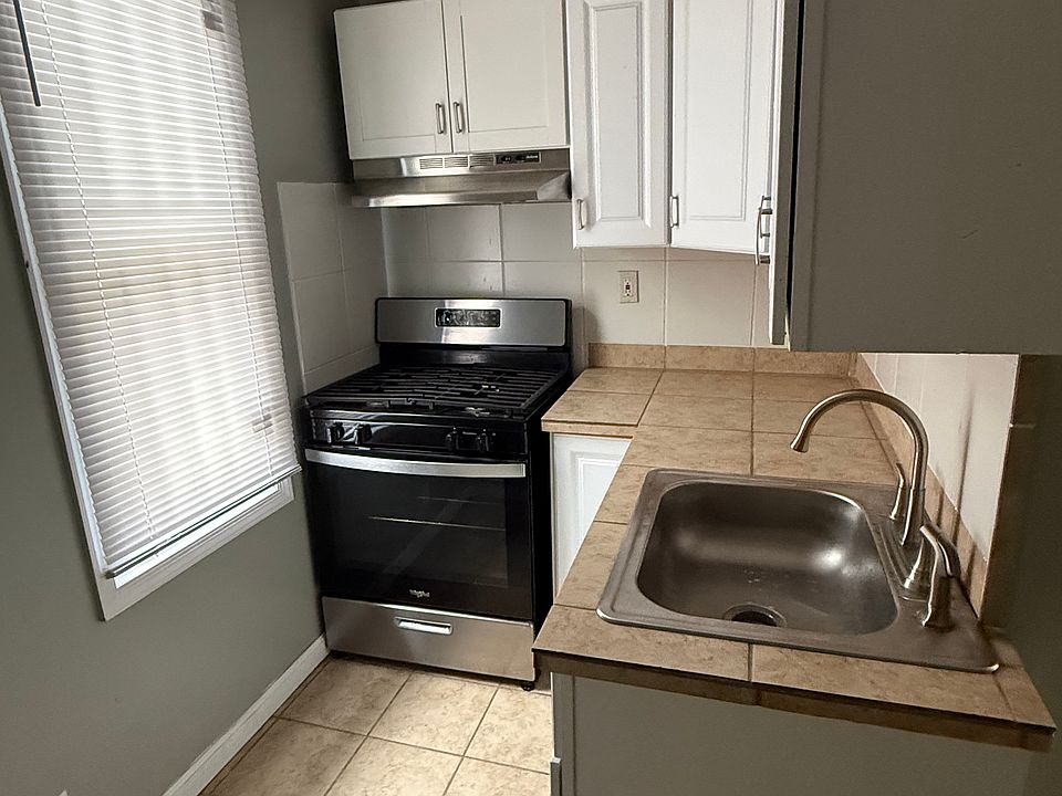 1st image of 2637 Aramingo Ave Floor 2