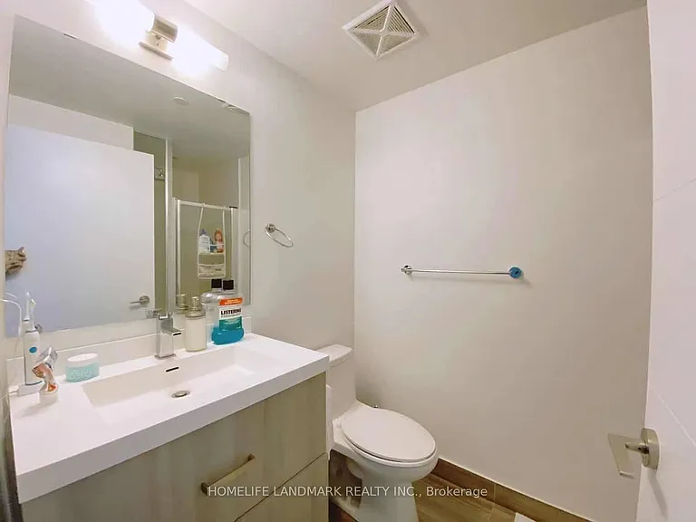 50 Wellesley St E #1501 — Photo 11