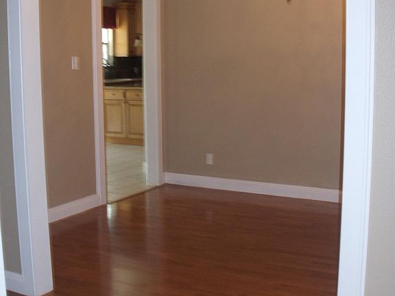 4th image of 14114 Red Maple Wood