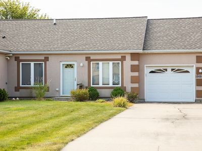 1908 W 18th St APT 3, Cedar Falls, IA, 50613
