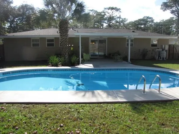 4090 San Gabriel Dr, Pensacola, FL 32504