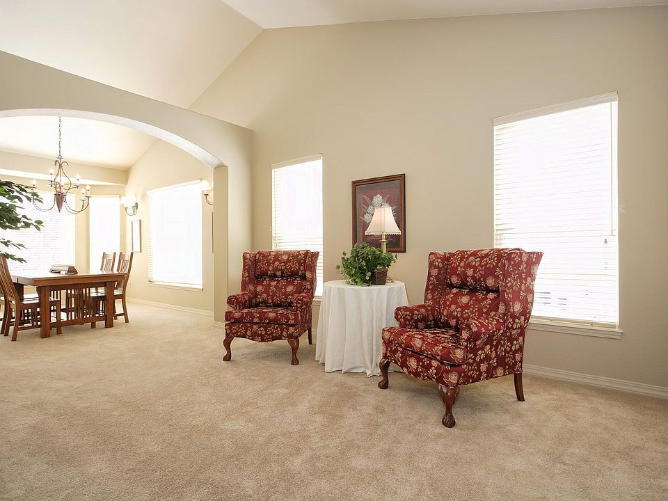 Light and Bright Living Room