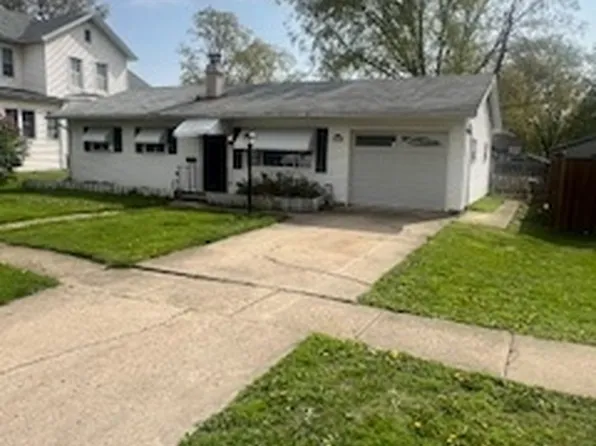 909 5th Ave, Mendota, IL 61342