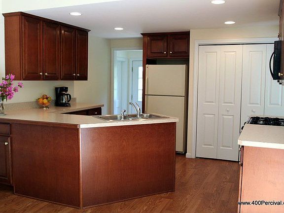 Kitchen - to patio entry