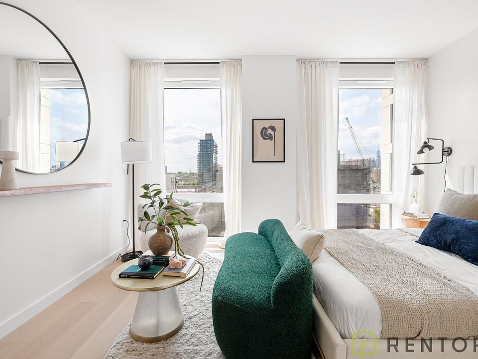 1st image of 224 3rd Ave #4I