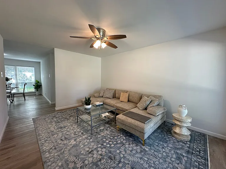 509 Dover Dr — Photo 5