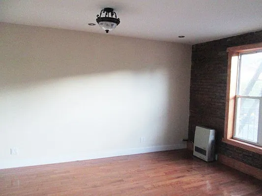 Rented by The Hamilton Group | media 23