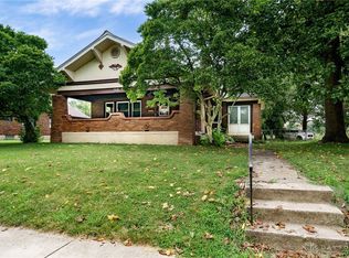 33 Watervliet Ave, Dayton, OH 45420