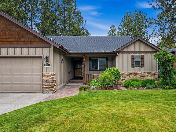 2nd image of 61274 Columbine Ln