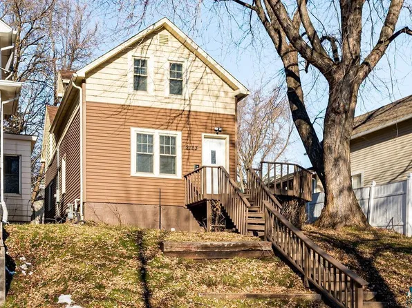 2123 W 6th St, Duluth, MN 55806