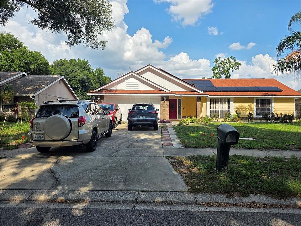 1st image of 1419 CARRIAGE OAK COURT