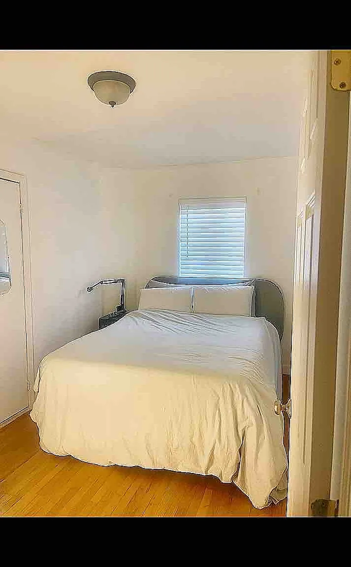 2 bed, 946 sqft, $2,600 — Photo 2