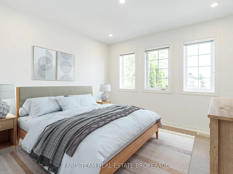 2 Vanessa Dr — Photo 23