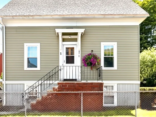 5 Bow St, Salem, MA 01970