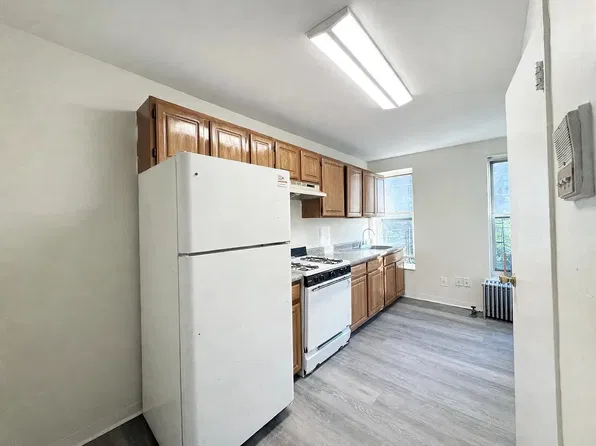 872 Bergen St #4A, Brooklyn, NY 11238