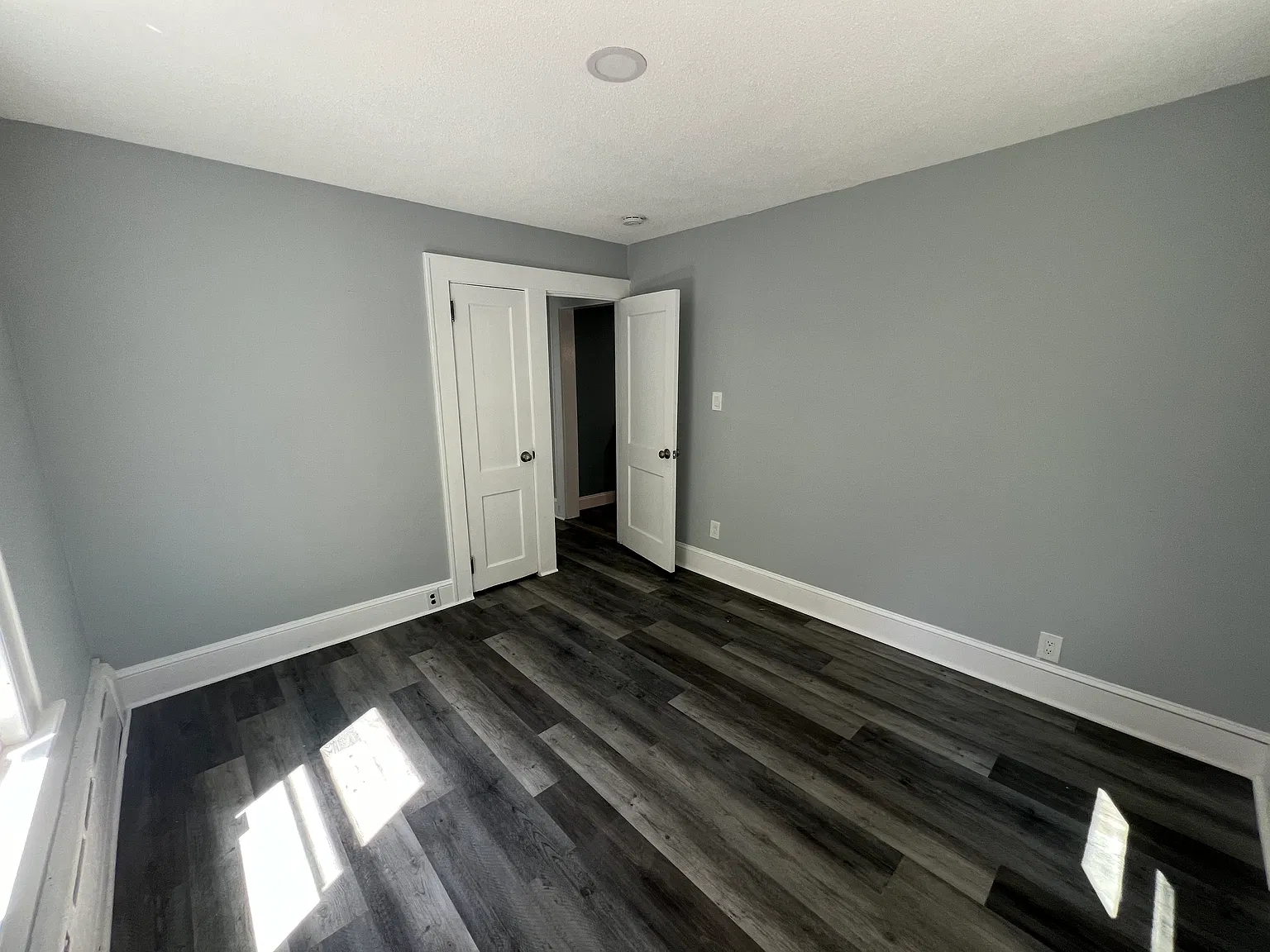 141 George St — Photo 2