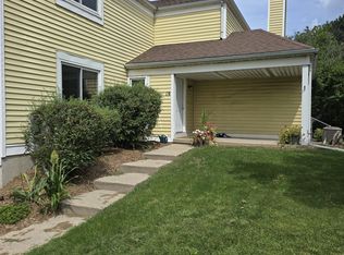 19 Coronado Ct, Madison, WI 53705