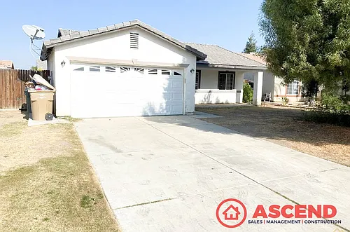 1408 Interlaken Dr Photo 1