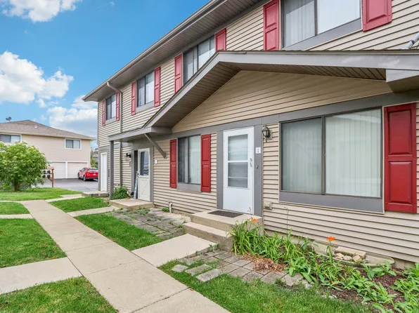 29W532 Winchester Cir S Unit 2, Warrenville, IL 60555