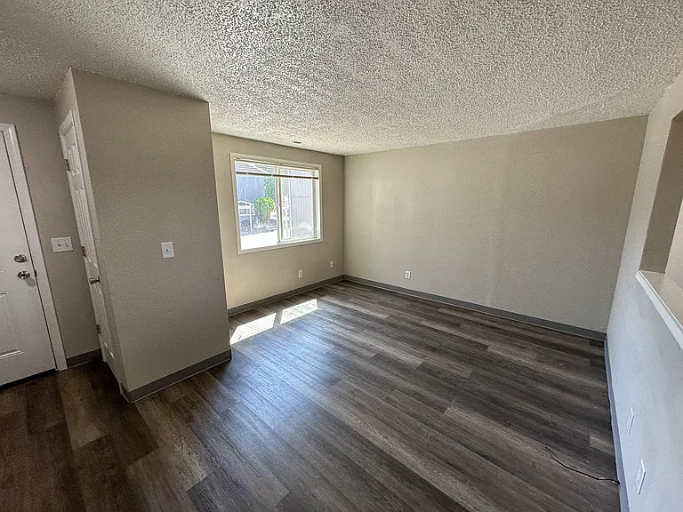 1561 Salishan St SE #1561 — Photo 8