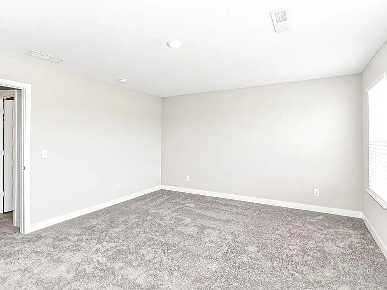 1936 Rowena Ln — Photo 14