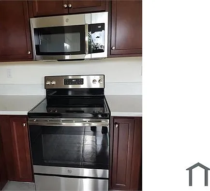 18431 NW 89th Ct — Photo 5