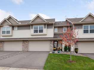 5287 Trotter Trl, Victoria, MN 55386