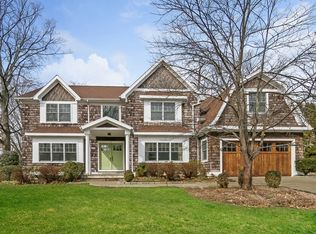 52 Highridge Rd, New Rochelle, NY 10804