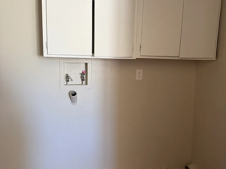 2960 W Jefferson St — Photo 9