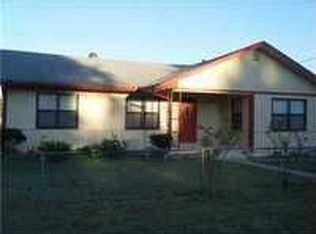 203 NW 7th St, Tuttle, OK 73089