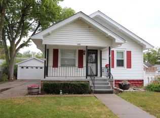1109 W 12th St, Grand Island, NE 68801