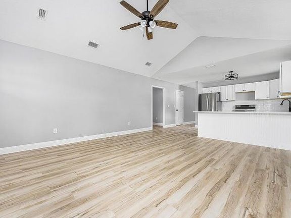 5th image of 5428 Bayleaf Dr