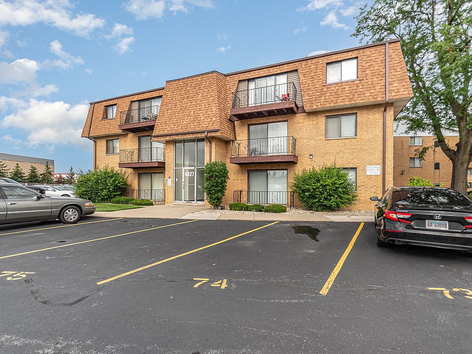 1st image of 4827 W 109th St APT 203