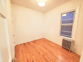 Rented by Realty 2000 Corp