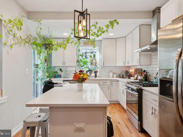 2646 S Warnock St, Philadelphia, PA 19148