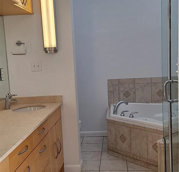90 E Woodland Rd — Photo 32