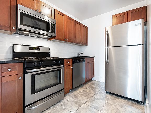 4th image of 185 Bleecker St APT 7
